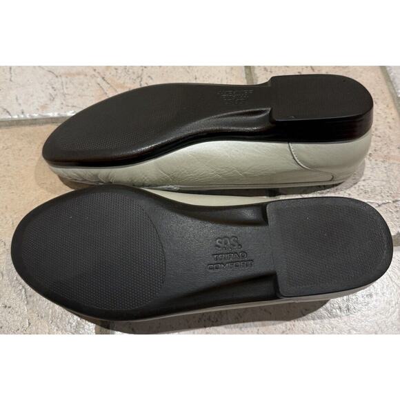 SAS Comfort Shoes 11W Gold Metallic Leather Loafers Slip On NEW Women’s - Picture 3 of 4